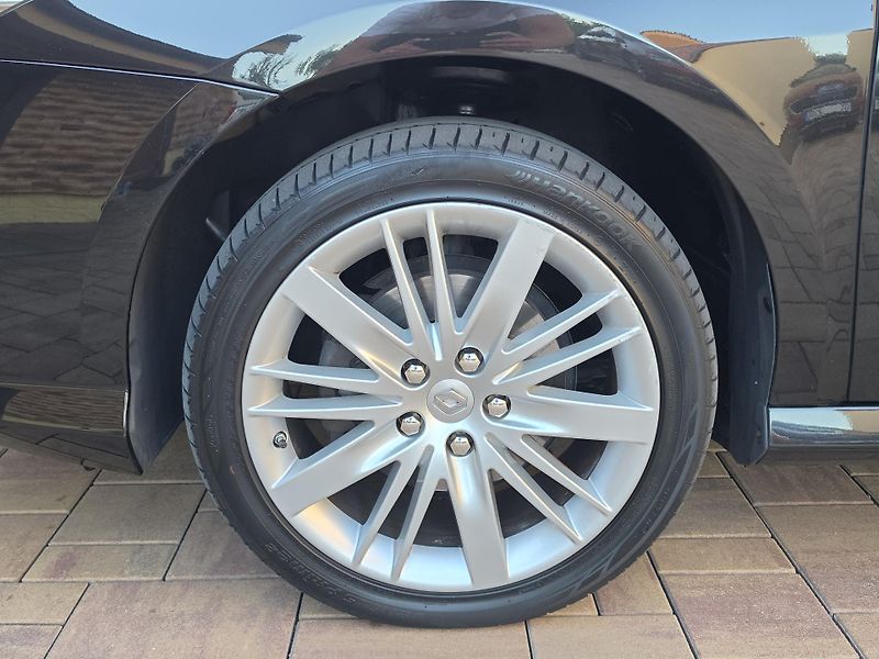 Renault Laguna 2.0dCi 131kW INITIALE*PANORAMA - fotka 50 z 58