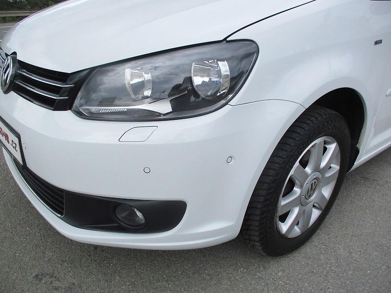 Volkswagen Touran TDI CUP*77KW*TZ*NAVI*VÝHŘEV* - fotka 21 z 50
