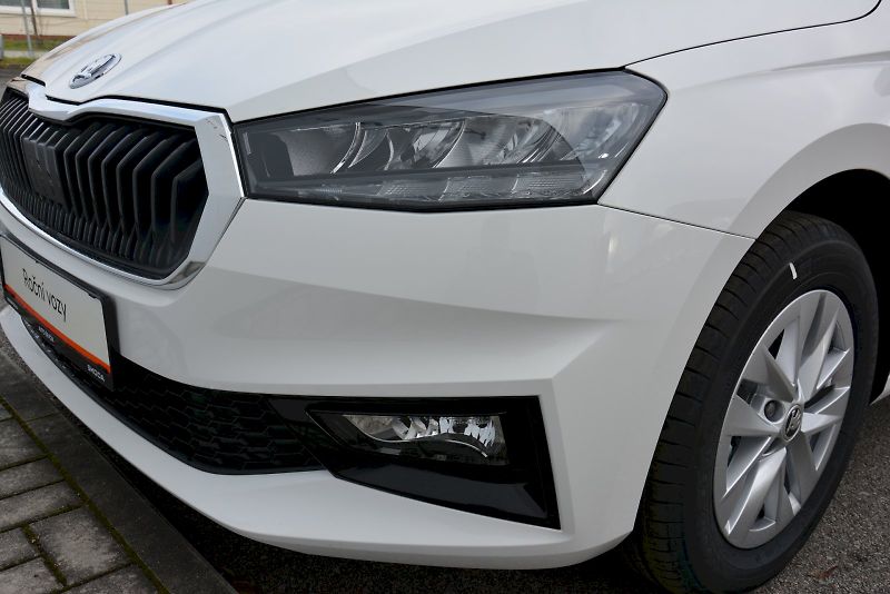 Škoda Fabia (2025) Top Selection 1,0 TSI 70 kW 5M - fotka 12 z 21