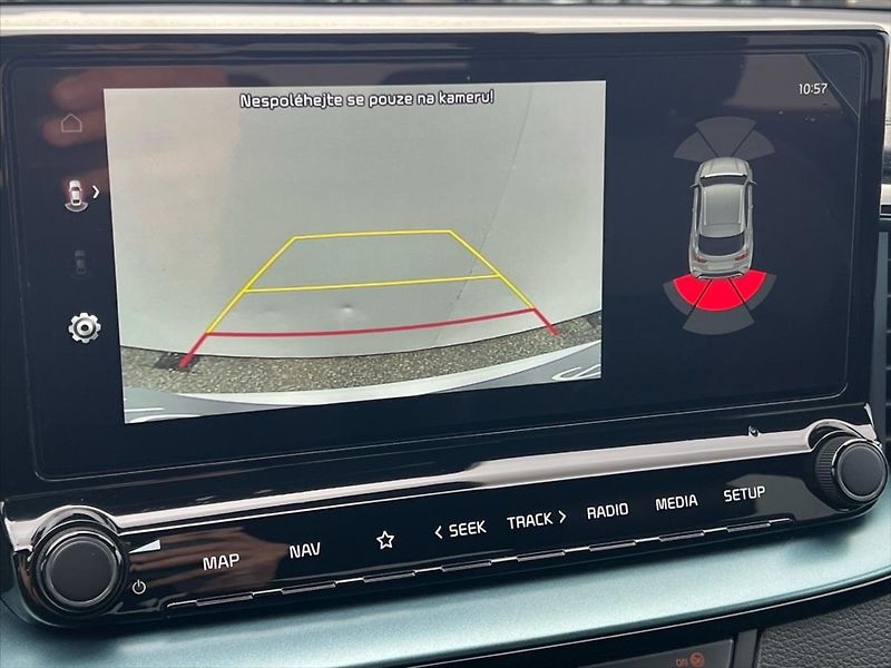 Kia XCeed 1,6 T-GDi 132kW 7DCT STEEL EDI - fotka 17 z 26