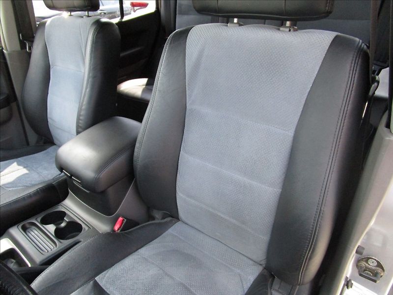 Mitsubishi Pajero 3.2 Di-D, 4x4, aut. klima, 7 m - fotka 15 z 54