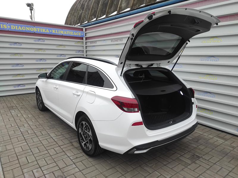 Hyundai i30 1,0T-GDi Top KM,Style, ČR - fotka 43 z 43