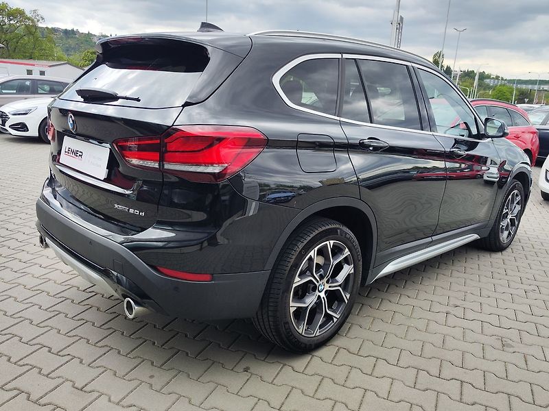 BMW X1 20d 2.0/140kW xDrive AT - fotka 5 z 34