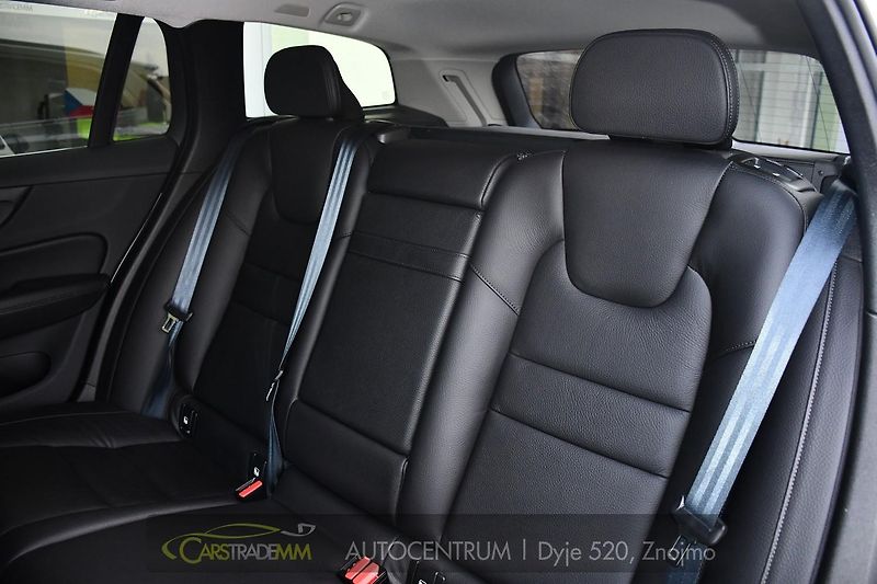 Volvo V60 2,0 T6 186kW PHEV TWIN ENGINE - fotka 14 z 51