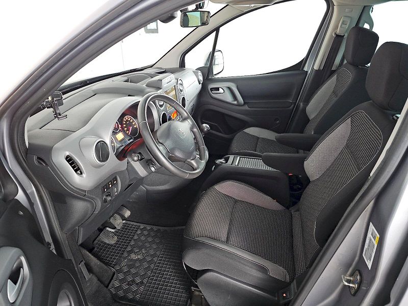 Peugeot Partner Tepee (2018) 1.6D 88KW PARTNER TEEPEE - fotka 6 z 25