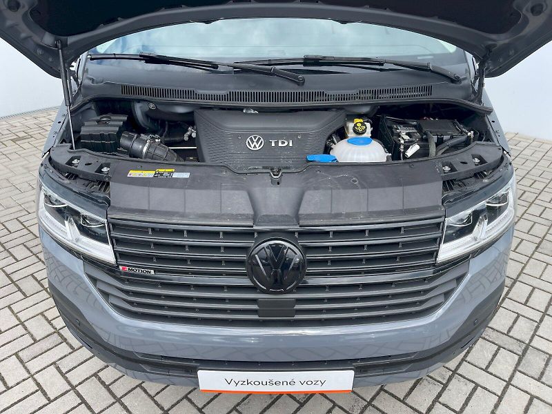Volkswagen Multivan (2023) 2.0 TDI / 150 kW DSG 4Motion H - fotka 14 z 30