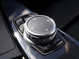 BMW Řada 3 2,0 320d xDrive 140kW Sport - náhled 24