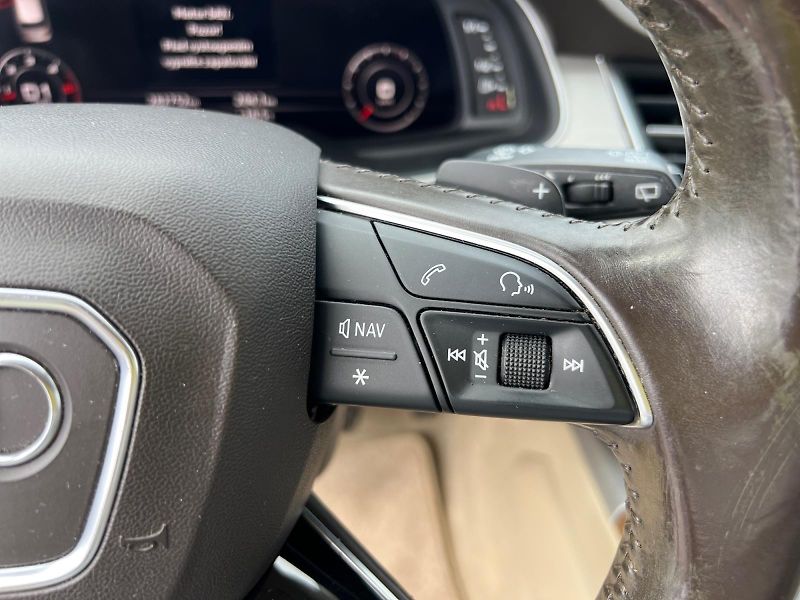 Audi Q7 (2015) 3.0TDI 200kW TAŽNÝ DPH CZ  - fotka 28 z 29