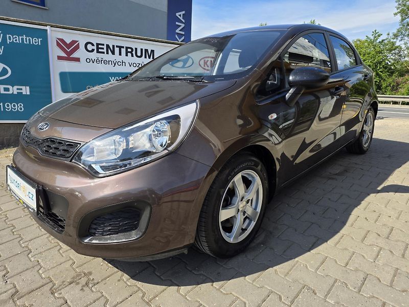 Kia Rio 1.4-1MAJITEL-SERVISOVÁNO-KLIMA - fotka 5 z 16