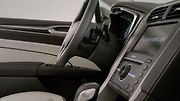 Ford Vignale Mondeo.