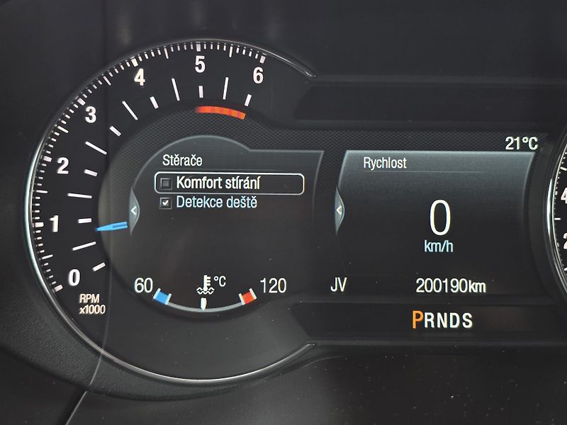 Ford S-MAX TITANIUM 2.0 132kW LED + NAVI - fotka 27 z 48