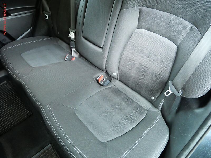 Kia Sportage (2012) 1.7CRDi, AC, tempo - fotka 10 z 20