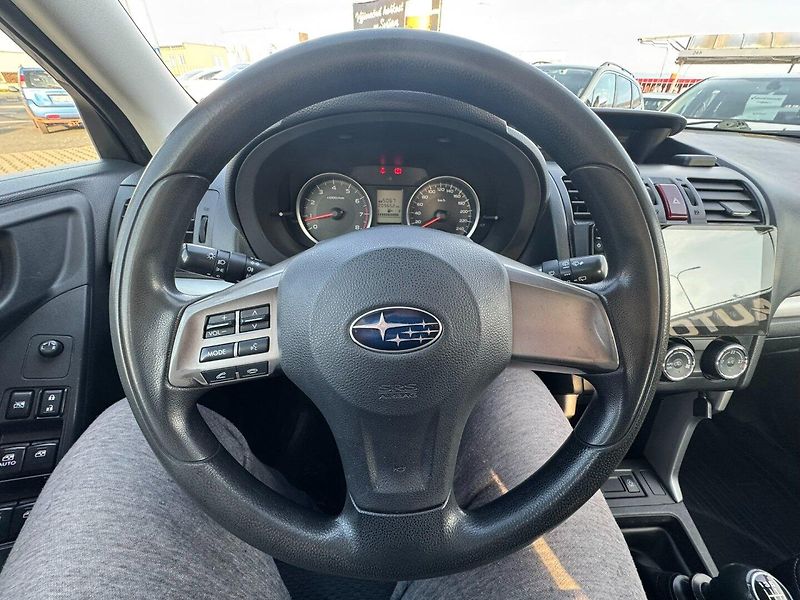Subaru Forester (2014) 4x4 2,0i 110KW STK ITÁLIE - fotka 26 z 44