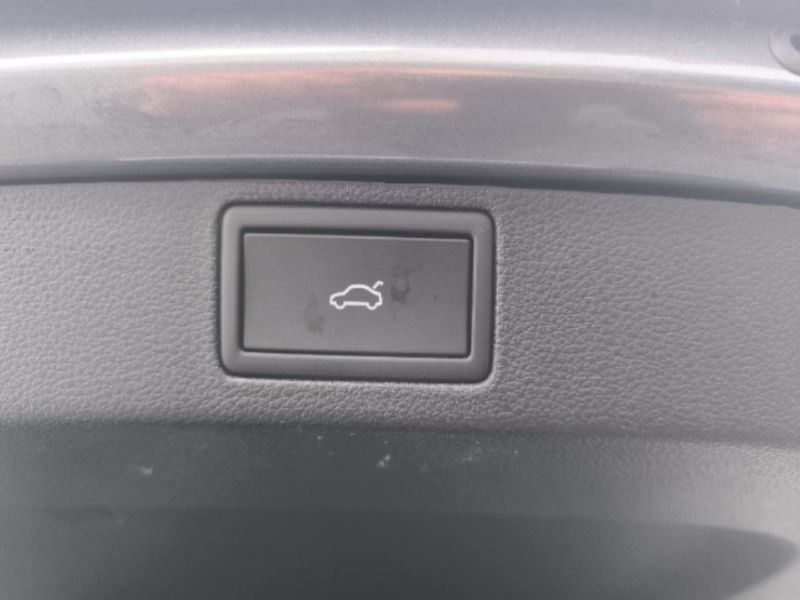 Škoda Scala 1.0TSi 85kW DSG Monte Carlo - fotka 20 z 22