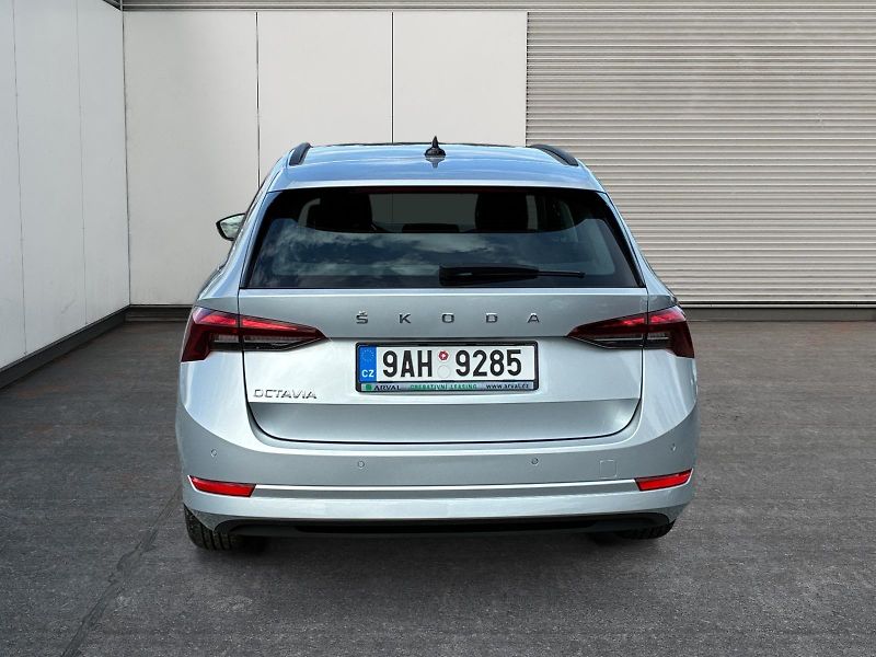 Škoda Octavia (2022) AMBITION 1.5TSI 110kW CZ DPH - fotka 5 z 11