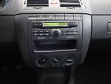 Škoda Fabia (2008) 1.4 16V, Serv.kniha, nová STK - náhled 9
