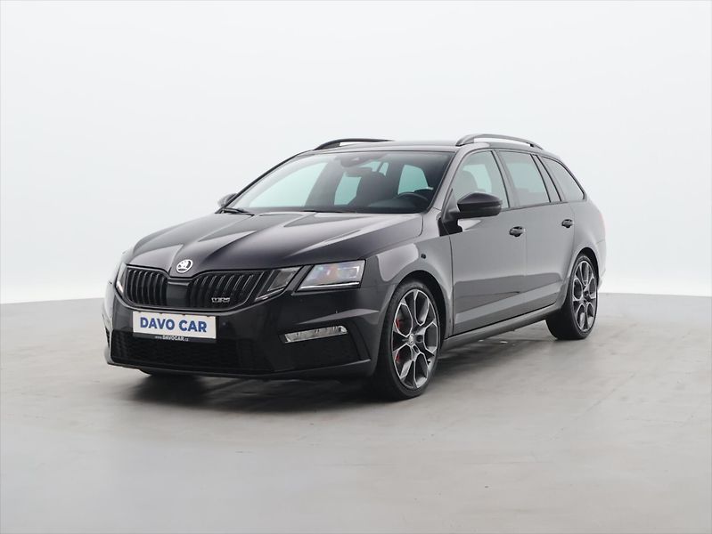 Škoda Octavia RS 2.0 TSI 180kW Challenge - fotka 3 z 32