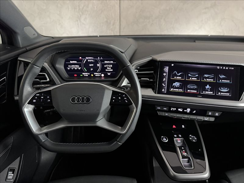 Audi Q4 e-tron 45 Quattro 195kW LED Matrix - fotka 22 z 49