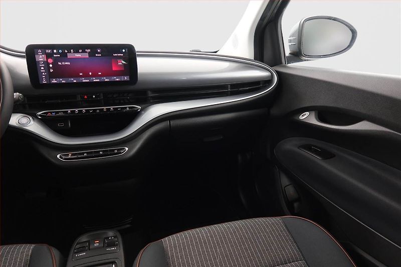Fiat 500e (2021) 42 kWh, SoH 91%, Automat - fotka 8 z 22