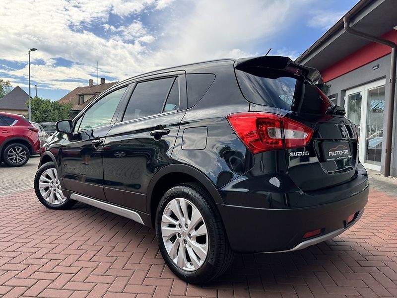 Suzuki SX4 S-Cross (2017) 1.4i BoosterJet LED Kamera - fotka 3 z 49