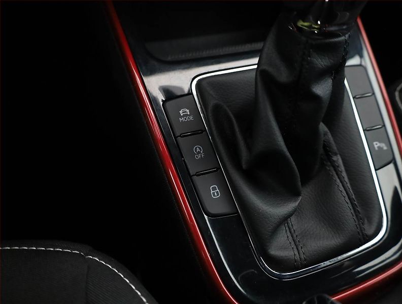 Škoda Fabia (2026) 1.0 TSI, MONTE CARLO, AUTOMAT - fotka 12 z 20