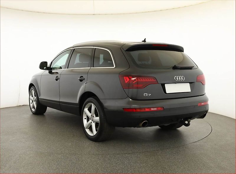 Audi Q7 (2006) 4.2 FSI , LPG, 4X4, Automat - fotka 4 z 18