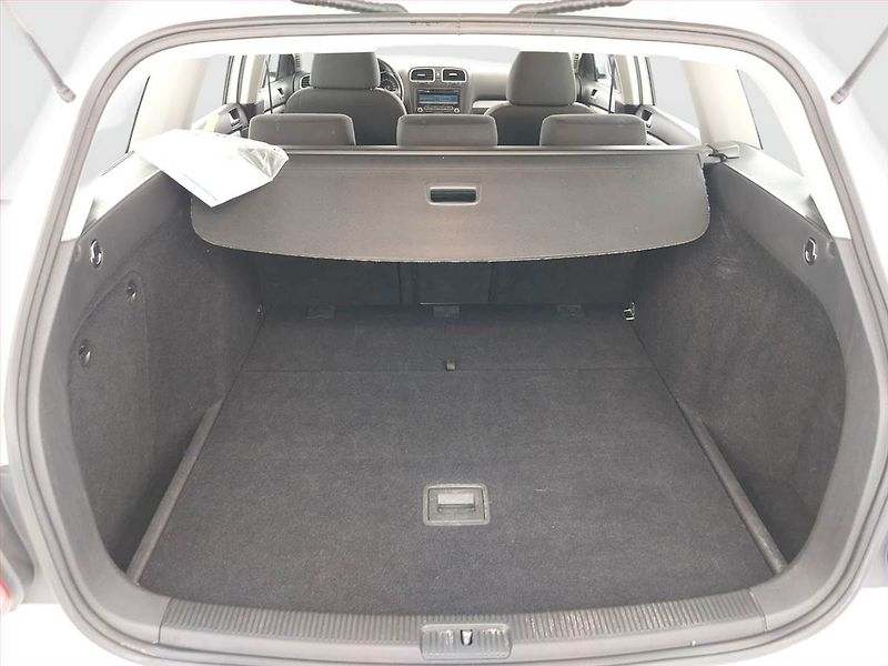 Volkswagen Golf (2013) Highline 1.6 TDI, Automat - fotka 14 z 22