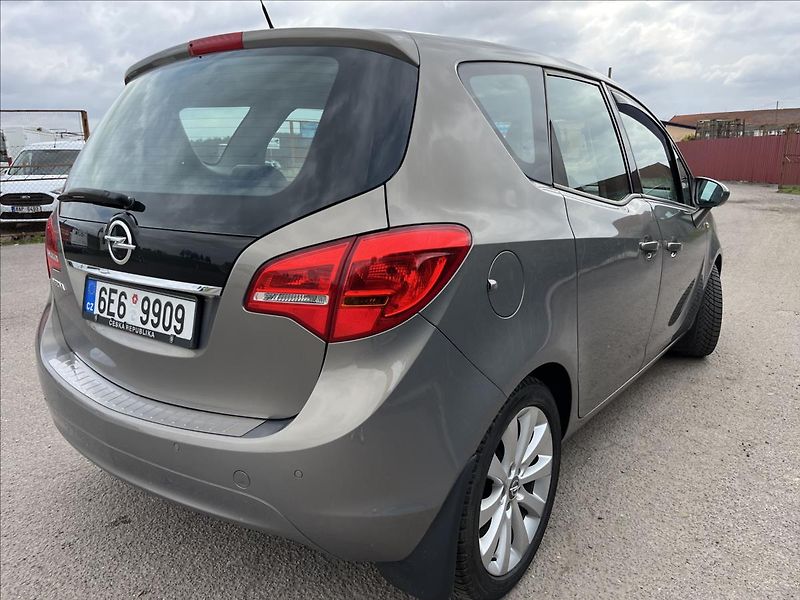 Opel Meriva 1,4 i 88KW AUTOMAT AC SERVIS - fotka 36 z 39