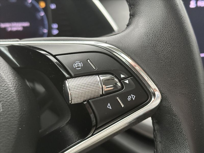 Škoda Octavia 2,0 TDI 85kW CZ 1.Maj LED DPH - fotka 21 z 35