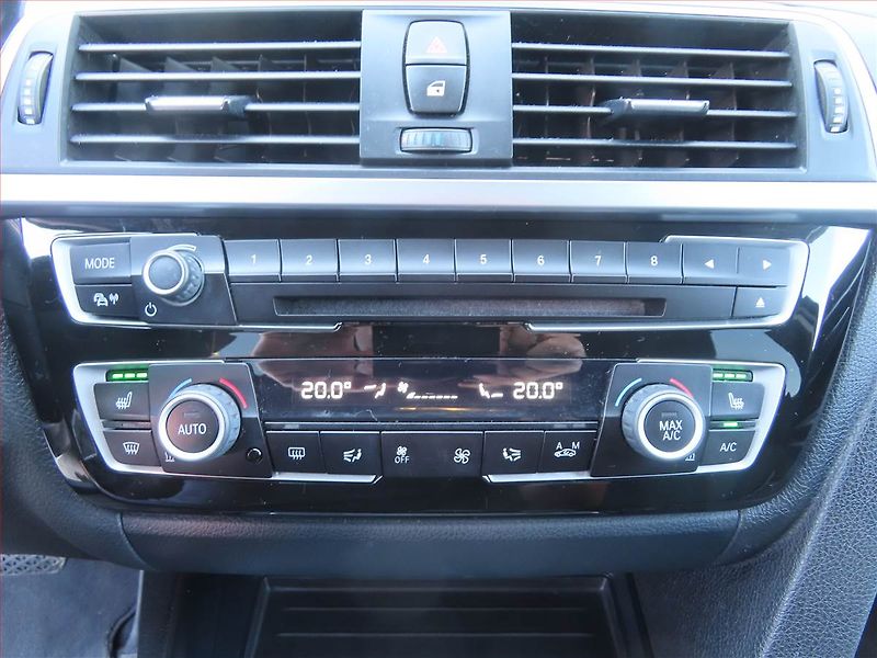 BMW Řada 3 (2017) 316 d, Automat, Navi, Tempomat - fotka 20 z 22