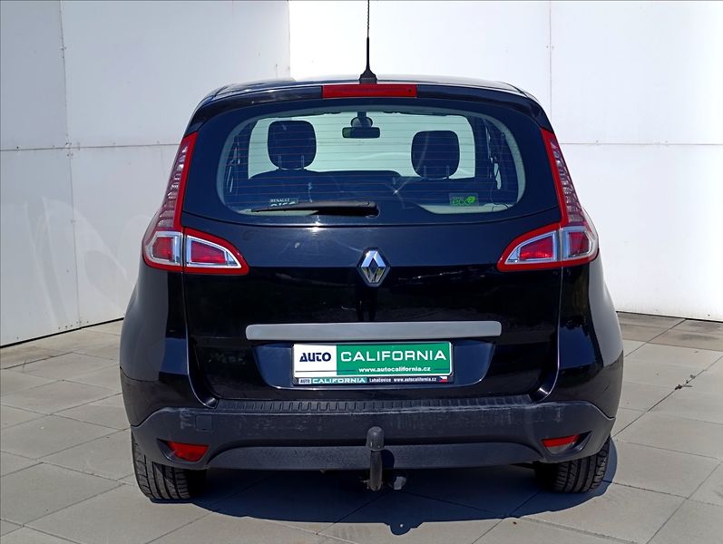 Renault Scénic 1,9 DCi Tažné Navi Aut. Klima - fotka 8 z 30