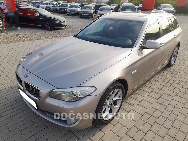 BMW Řada 5 (2013) 2.0, AT - fotka 1 z 3