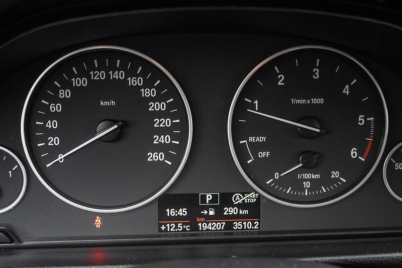 BMW Řada 3 - fotka 15 z 43