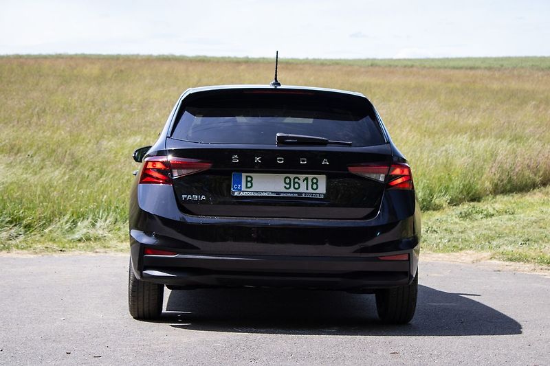 Škoda Fabia - fotka 6 z 14