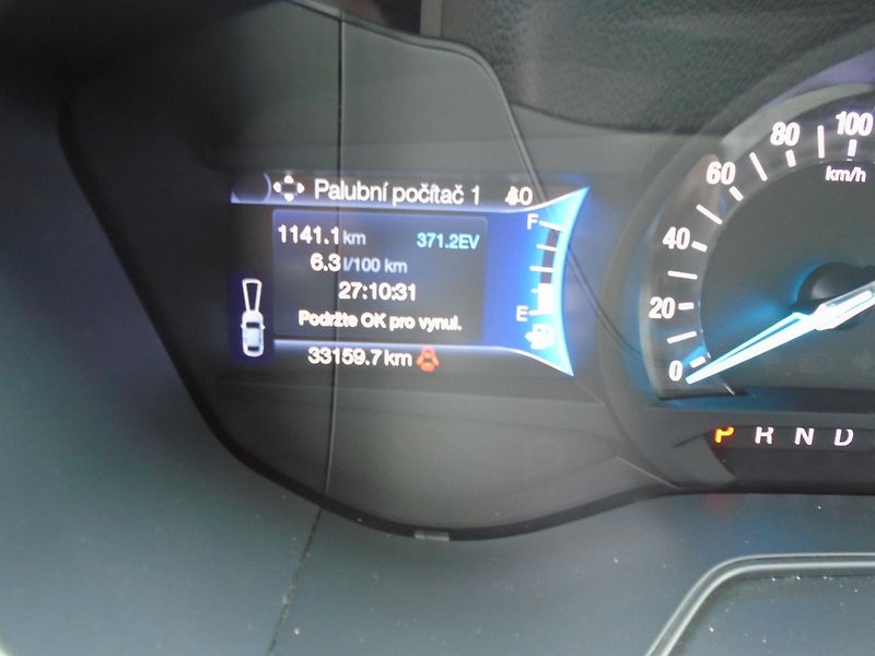 Ford Mondeo 2.0HYBRID 187PS VIGNALE ecvT - fotka 20 z 41