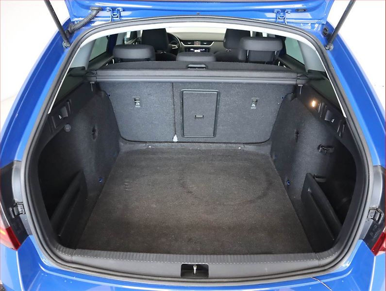 Škoda Octavia (2019) Ambition Plus 2.0 TDI, 4X4 - fotka 14 z 20