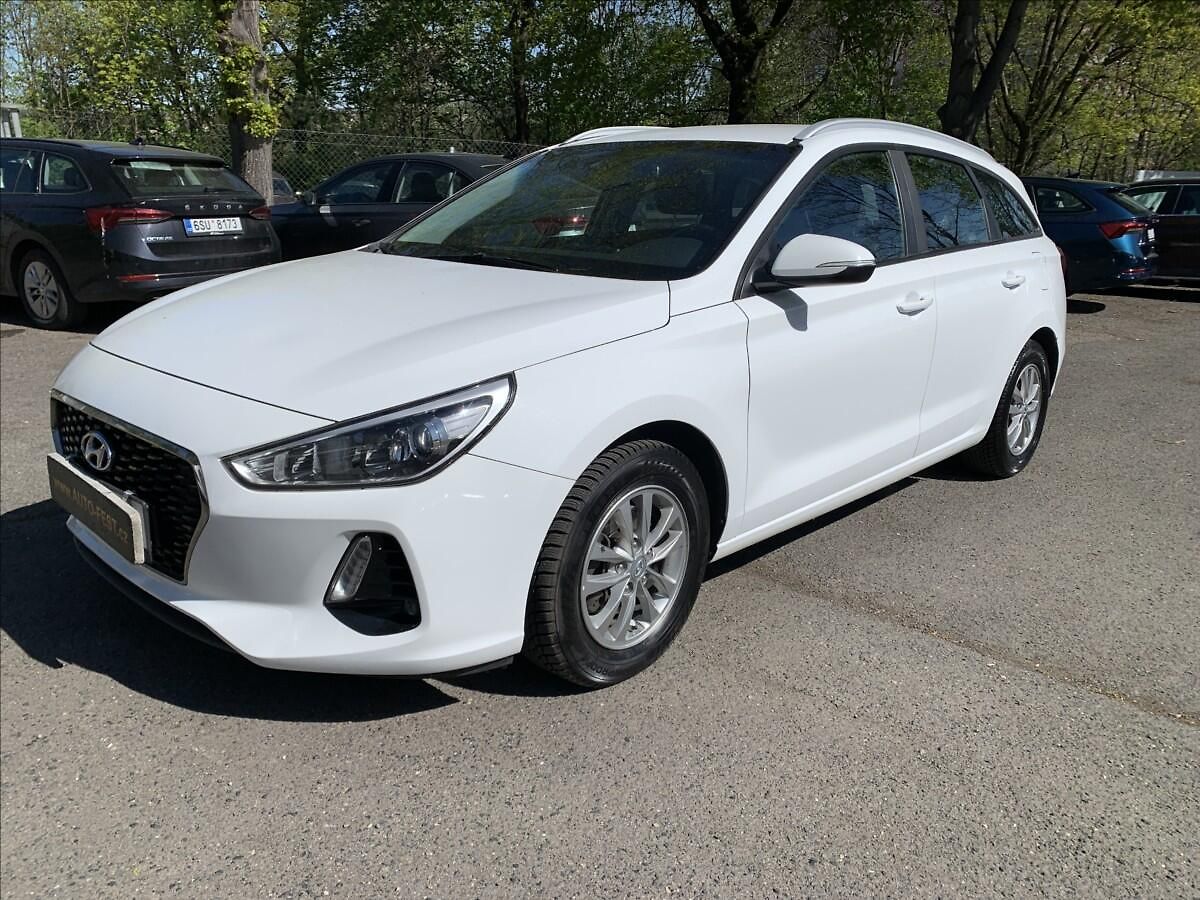 Hyundai i30 1,4 T-GDi 1.MAJ.,ČR,SERVISKA