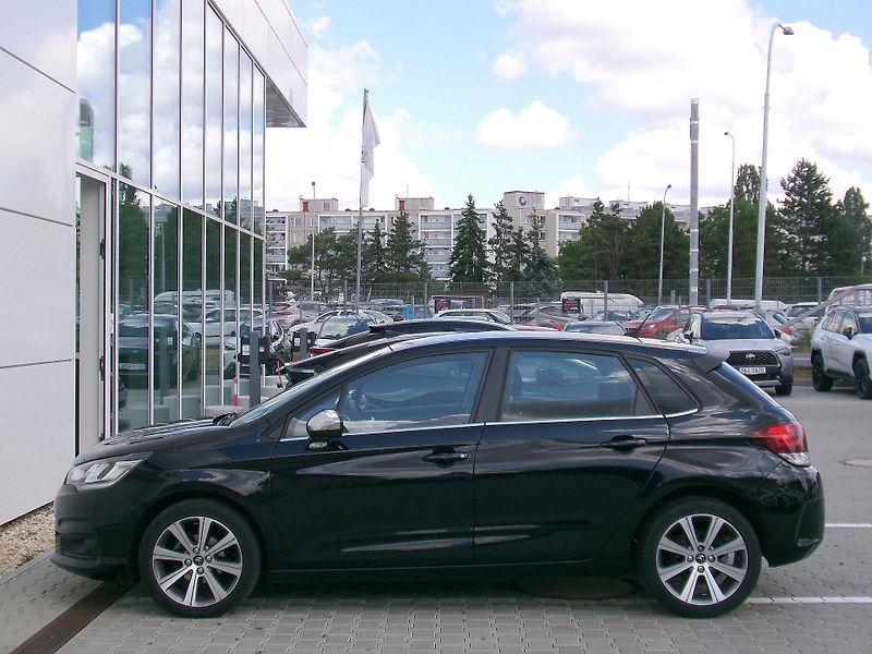 Citroën C4 FEEL EDITION 1.6 BlueHDi 73kW - fotka 4 z 14