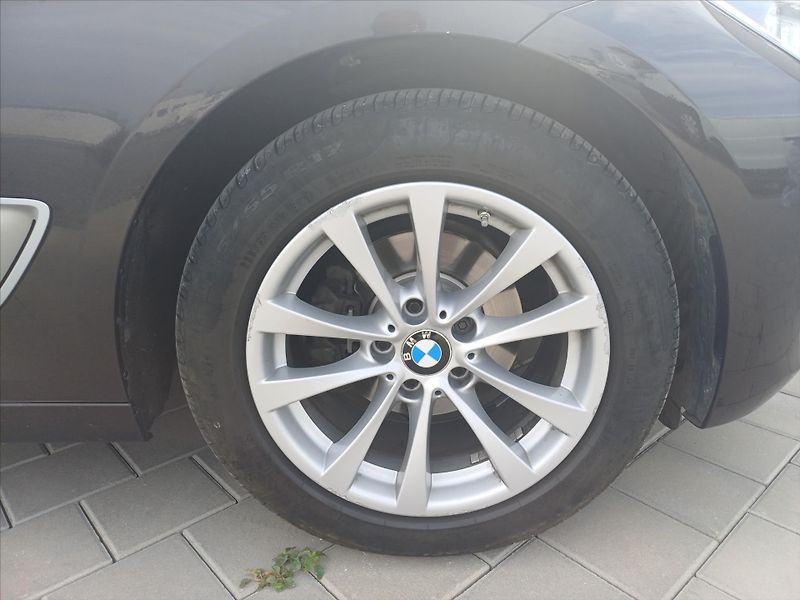 BMW Řada 3 2,0   135Kw XDRIVE GRAN TURISM - fotka 29 z 32