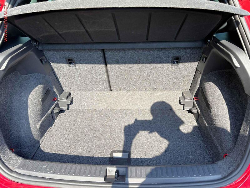 Seat Arona (2021) 1.0TSI, ČR, servis.kniha, DSG - fotka 7 z 17