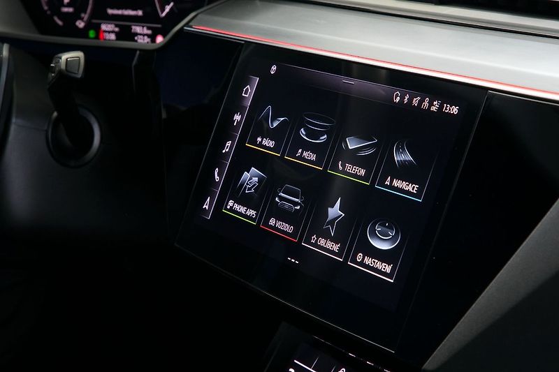 Audi e-tron 55 300kW Matrix Tažné ZÁRUKA - fotka 25 z 43