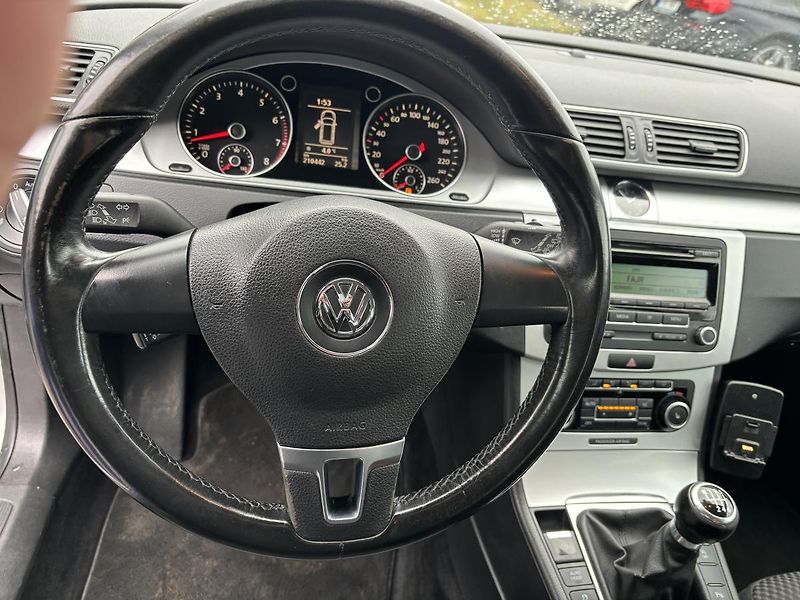 Volkswagen Passat 1.4 TSI - fotka 15 z 19