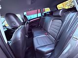 Volkswagen Golf 1.6 TDi DSG Highline, Navi - náhled 10