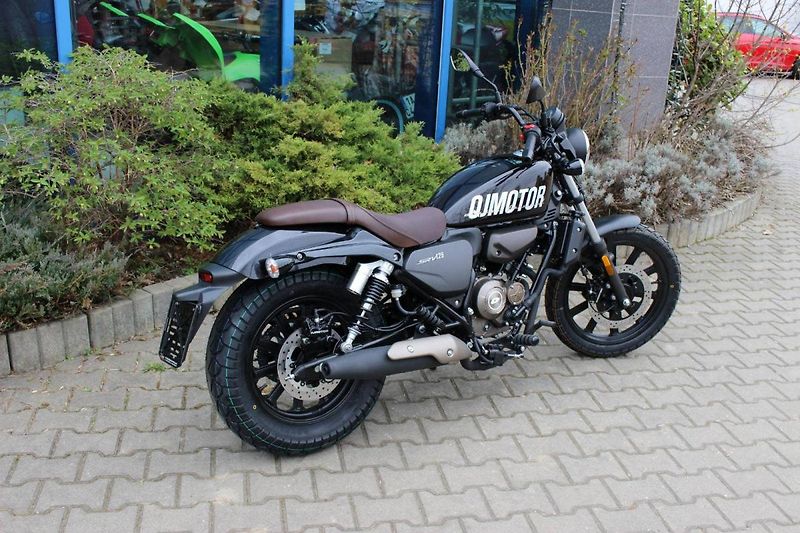 QJ Motor SRV 125 (2026) 2026 SKLADEM - fotka 3 z 8