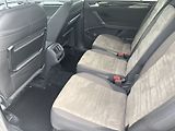 Volkswagen Touran (2016) 2.0 TDI Highline - náhled 8