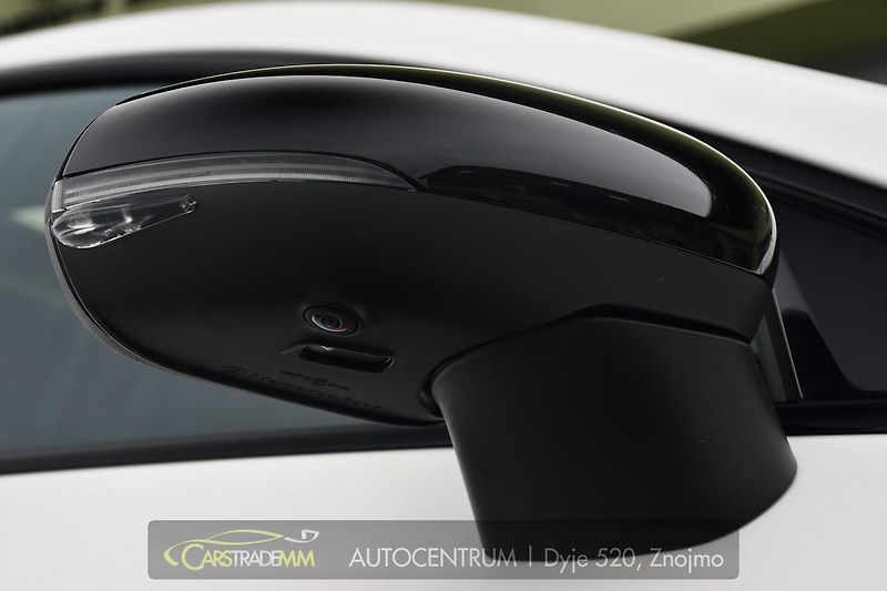 Mercedes-Benz CLA AMG 35 KESSY PANO 4MATIC - fotka 55 z 58