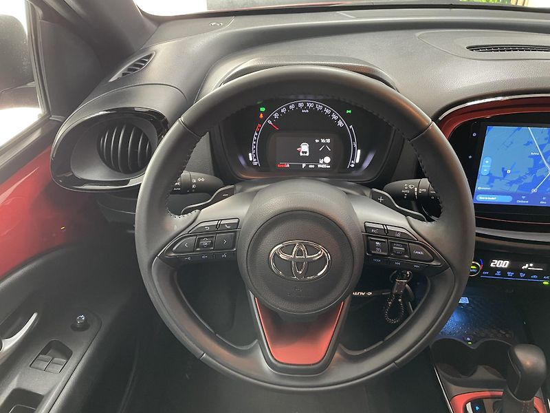 Toyota Aygo X AUTOMAT ČR REZERVACE  - fotka 23 z 27