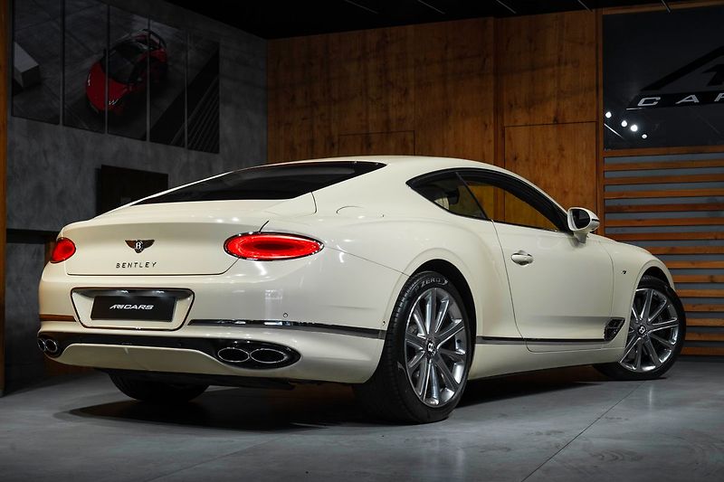 Bentley Continental GT Touring, City, Nočné videnie - fotka 25 z 25