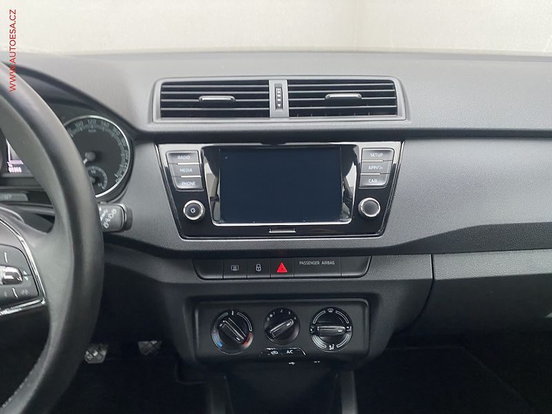 Škoda Fabia (2022) 1.0 TSi, ČR, Ambition - fotka 12 z 17