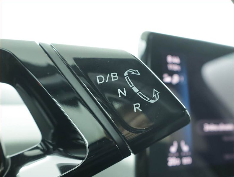 Volkswagen ID.3 (2020) 1st (62 kWh), SoH 90% - fotka 13 z 18